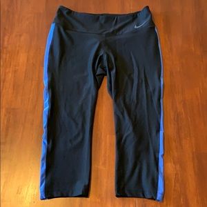 Dri-fit Nike capris spandex